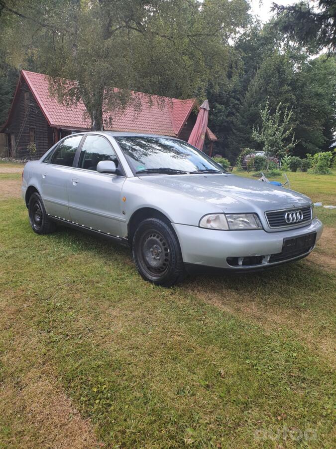 Audi A4 B5 Sedan