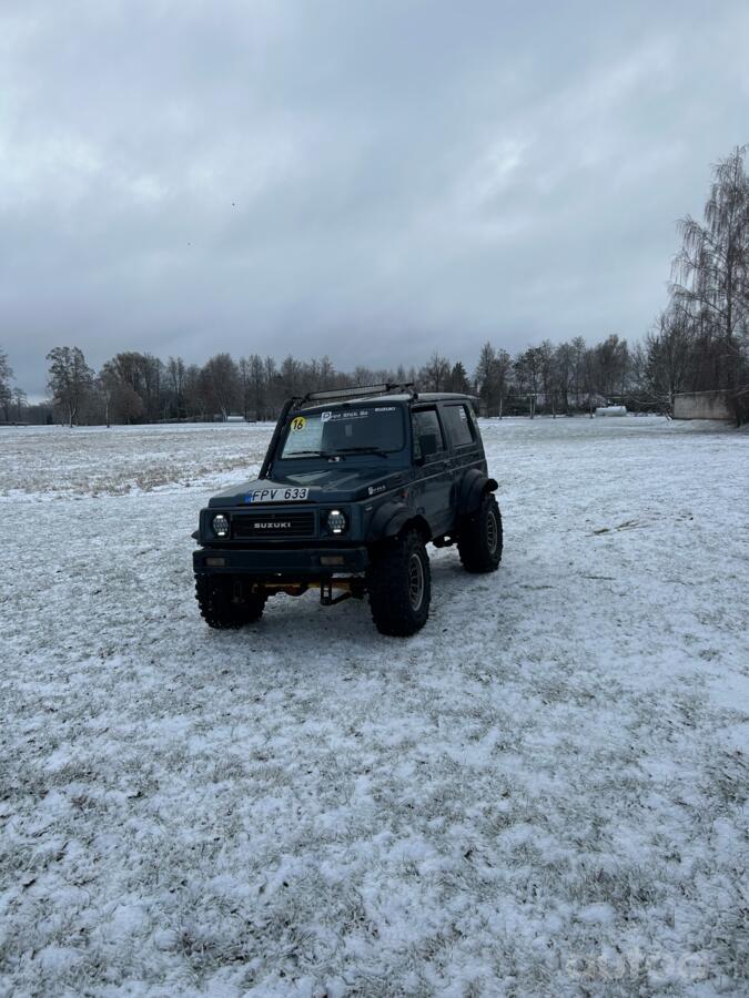 Suzuki Samurai SJ20