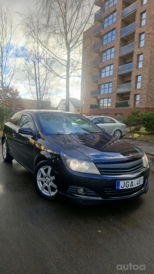 Opel Astra H Hatchback