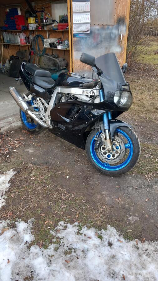 Suzuki GSX-R