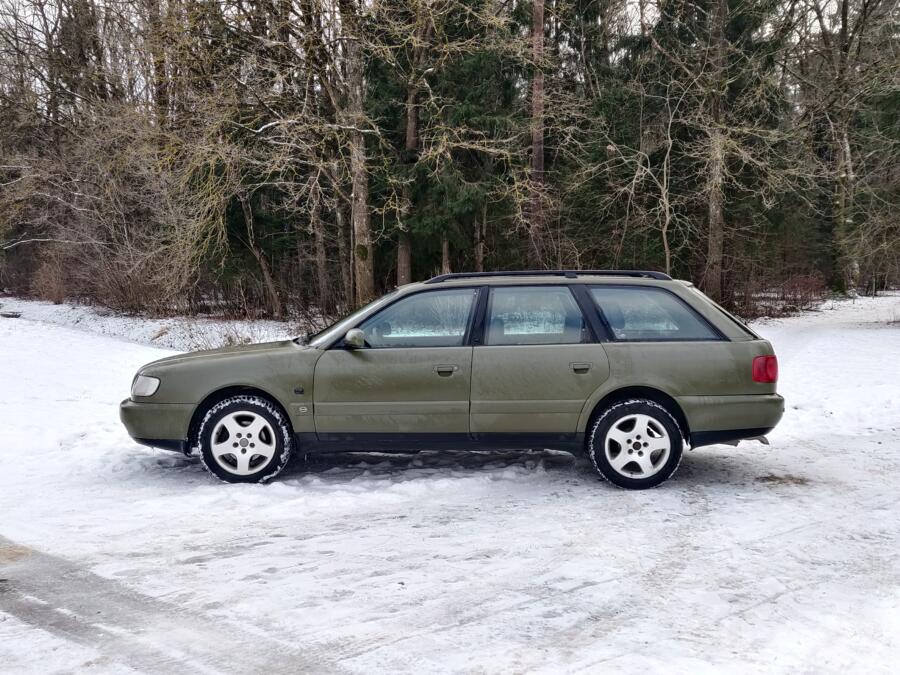 Audi A6 A4/C4 wagon