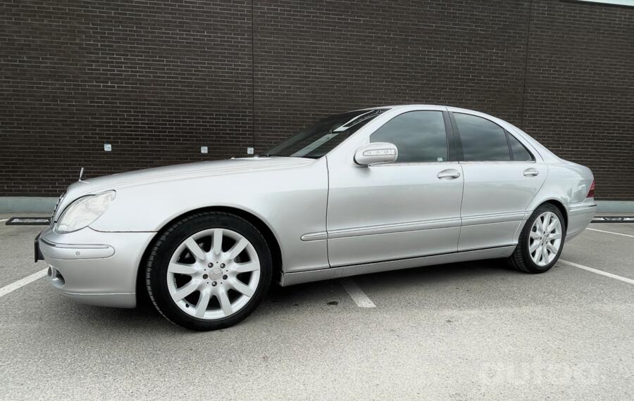Mercedes-Benz S-Class W220 [restyling] Sedan 4-doors