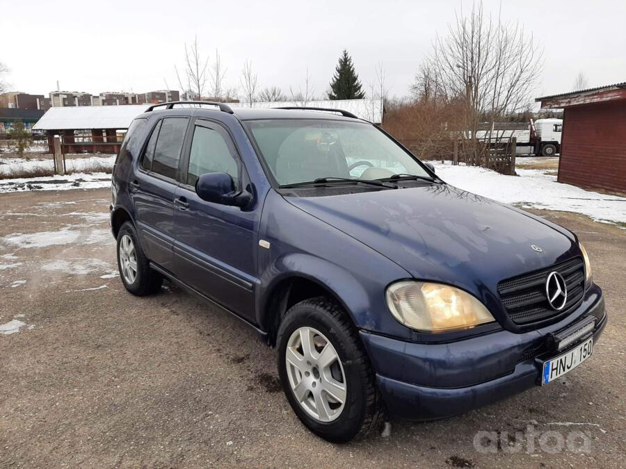 Mercedes-Benz M-Class W163 Crossover 5-doors