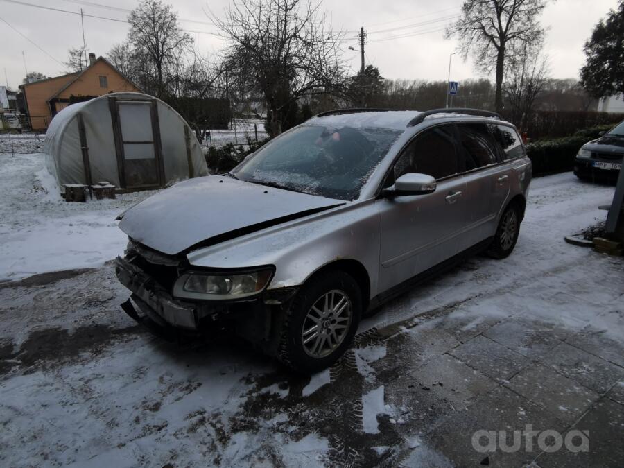 Volvo V50 1 generation [restyling]
