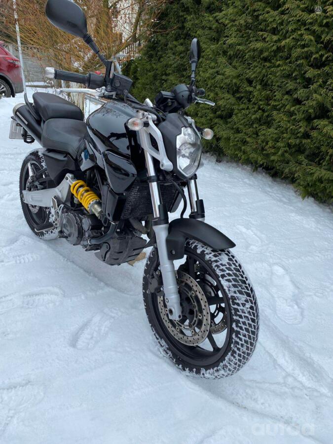 Yamaha MT-03
