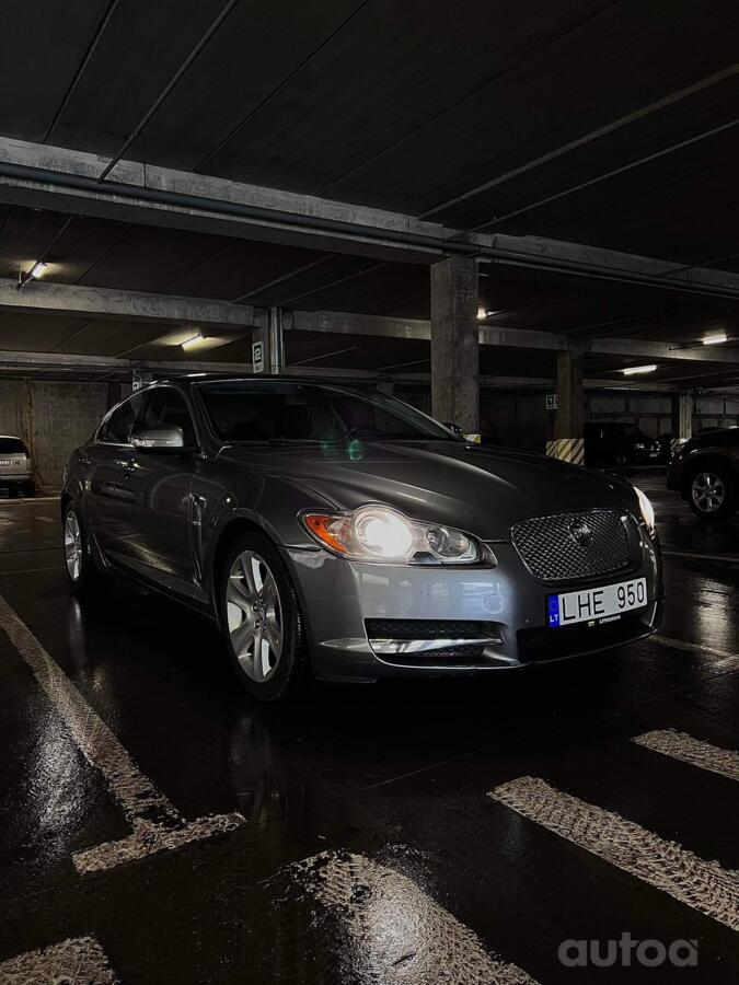 Jaguar XF X250 R Sedan 4-doors