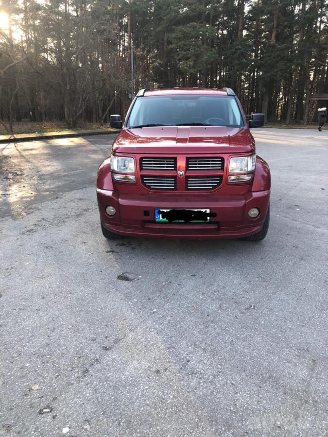 Dodge Nitro 1 generation SUV