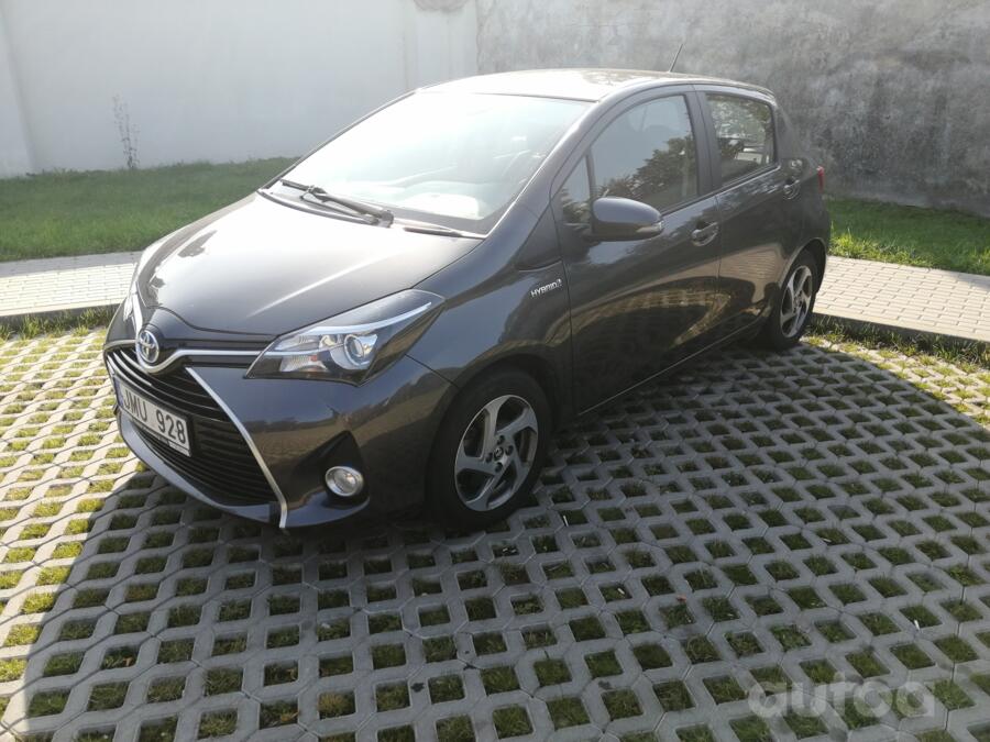 Toyota Yaris XP130 [2th restyling] Sedan