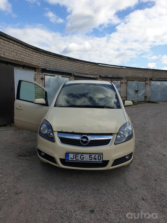 Opel Zafira B Minivan 5-doors