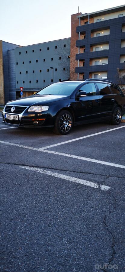 Volkswagen Passat B6 wagon 5-doors