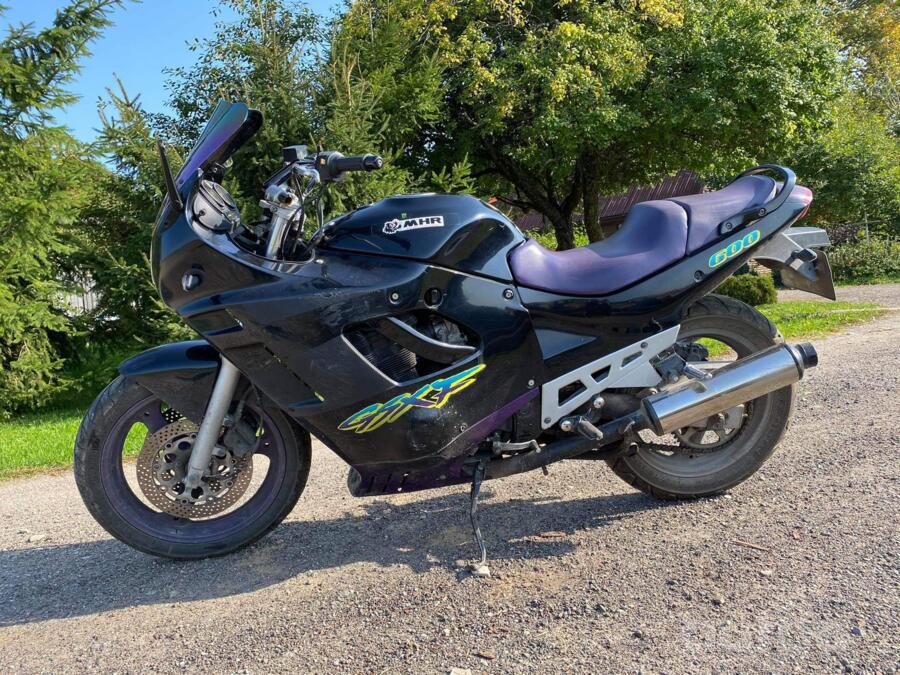 Suzuki GSX-F