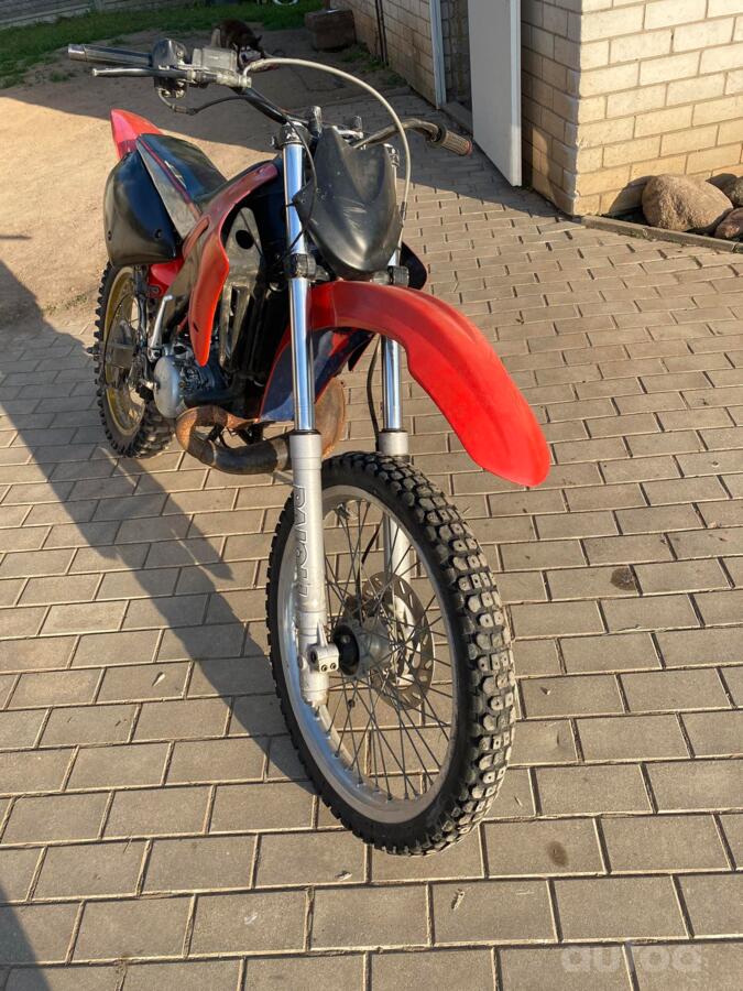 Peugeot XP6