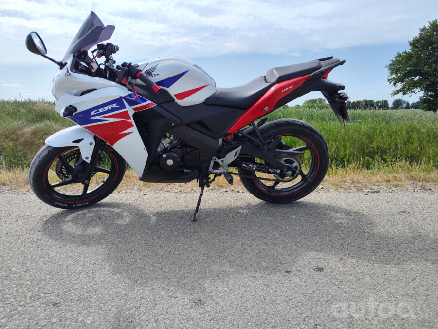 Honda CBR