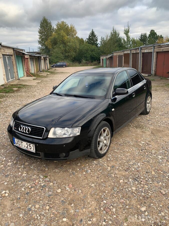 Audi A4 B6 Sedan