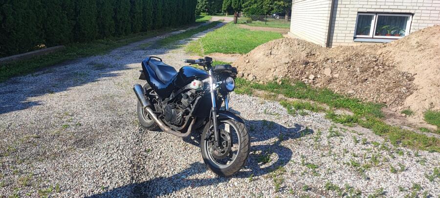 Kawasaki GPZ