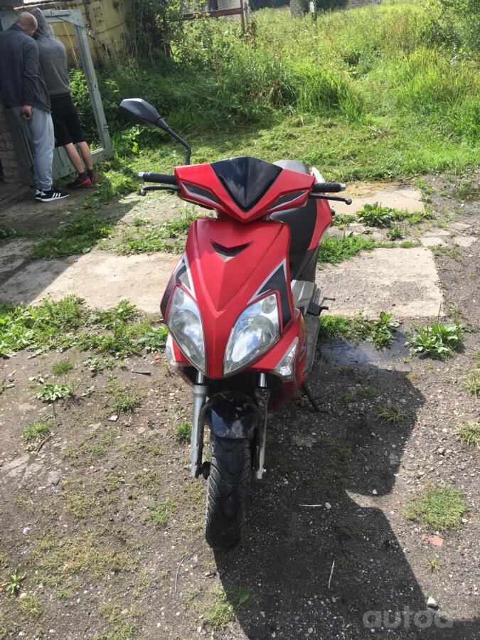 Qingqi VARIANT QM125T-10R