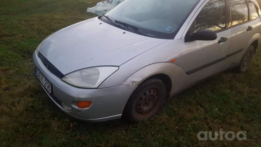 Ford Focus 1 generation Hatchback 5-doors