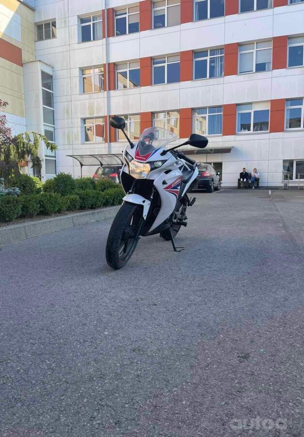 Honda CBR
