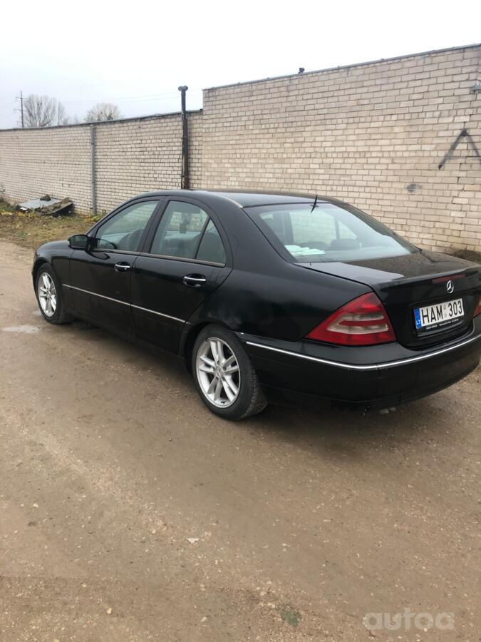 Mercedes-Benz C-Class W203/S203/CL203 Sedan 4-doors