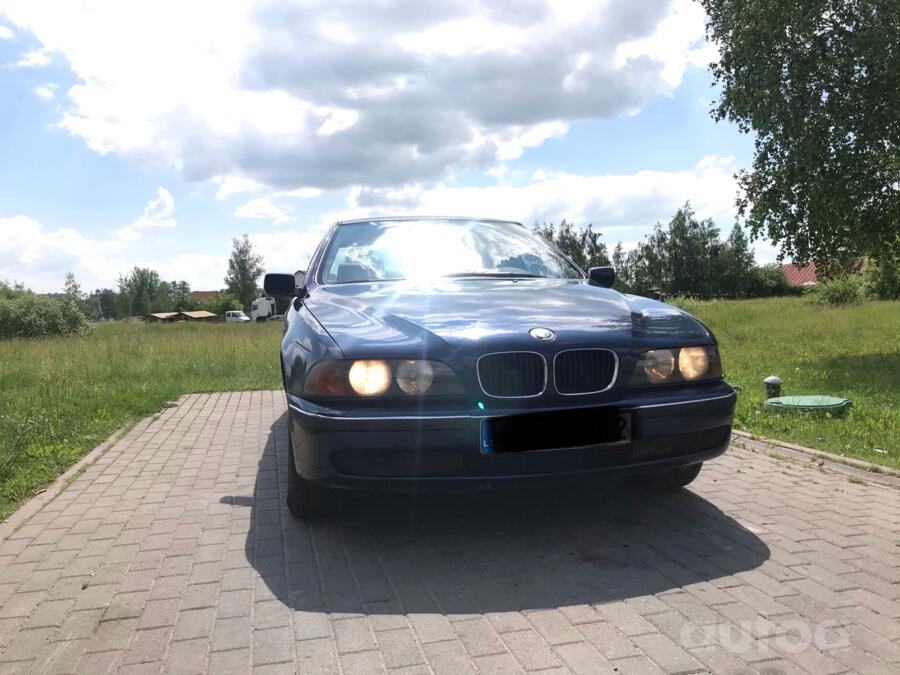 BMW 5 Series E39 Sedan 4-doors