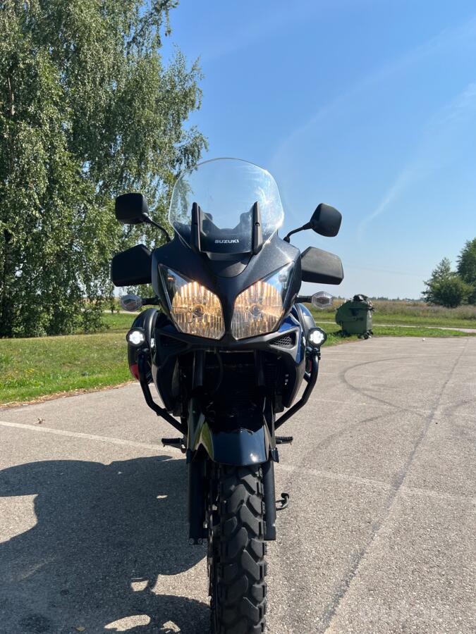 Suzuki V-Strom