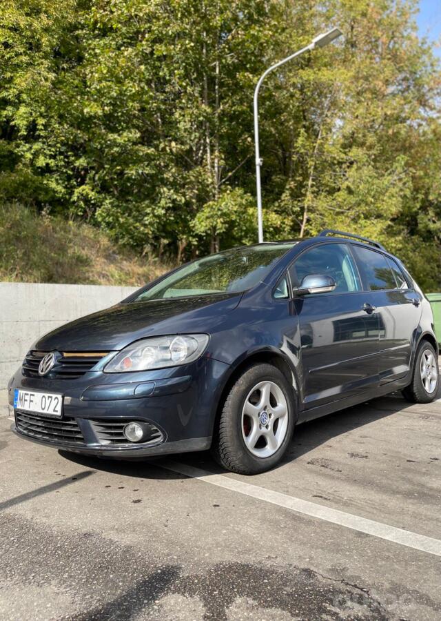 Volkswagen Golf Plus 1 generation