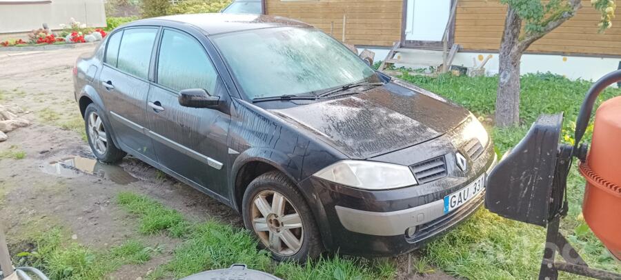 Renault Megane 2 generation Sedan