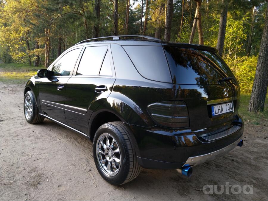 Mercedes-Benz M-Class W164 Crossover 5-doors
