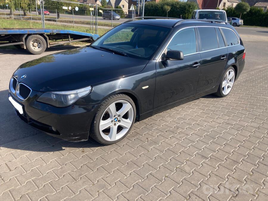 BMW 5 Series E60/E61 Touring wagon