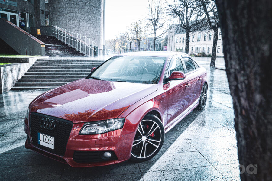 Audi A4 B8/8K Sedan 4-doors