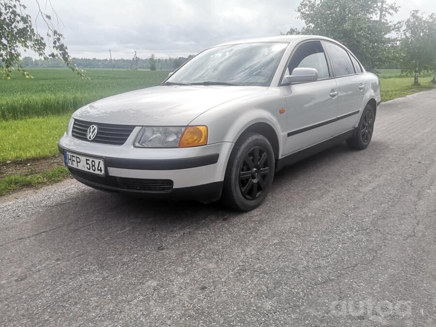 Volkswagen Passat B5 Sedan 4-doors