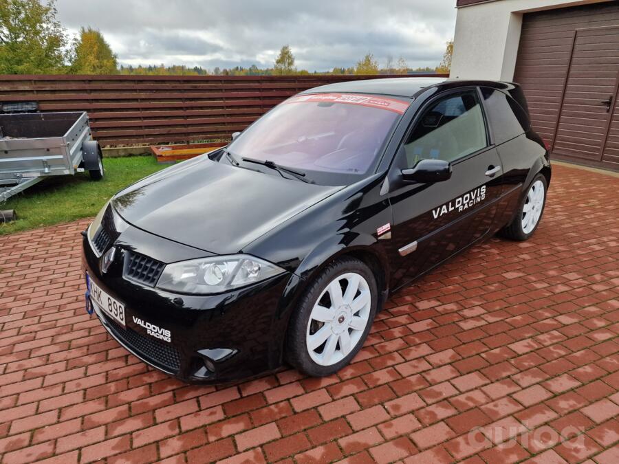 Renault Megane RS 2 generation