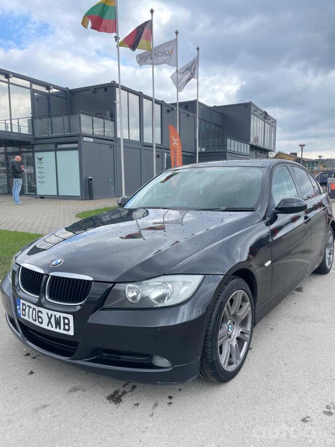 BMW 3 Series E90/E91/E92/E93 Sedan