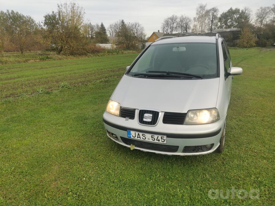 SEAT Alhambra 1 generation [restyling] Minivan