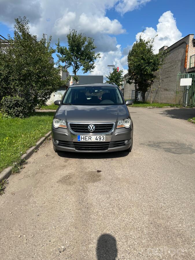 Volkswagen Touran 1 generation [restyling] Minivan 5-doors