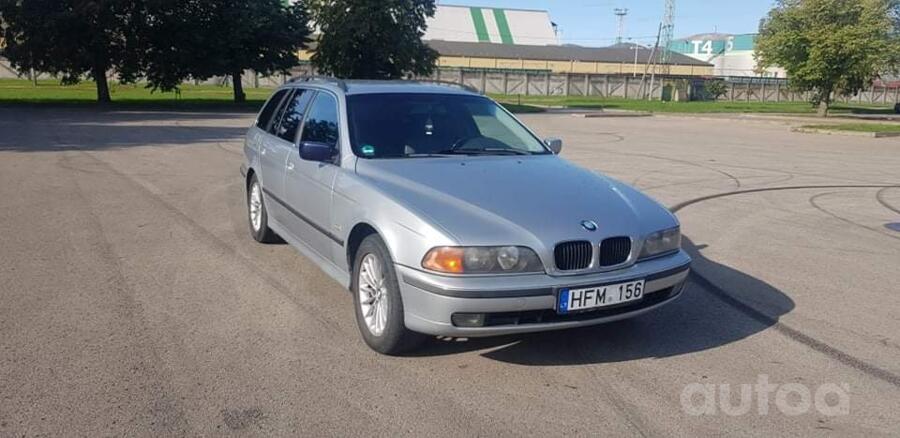 BMW 5 Series E39 Touring wagon