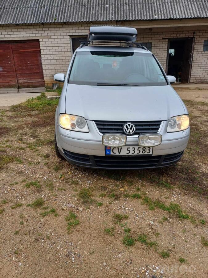 Volkswagen Touran 1 generation Minivan
