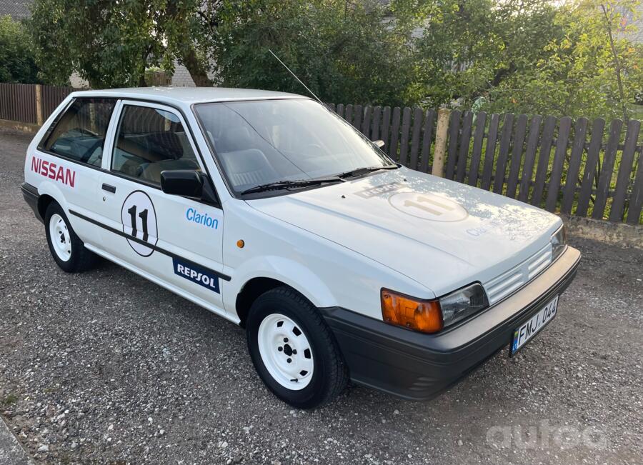 Nissan Sunny B12 Hatchback