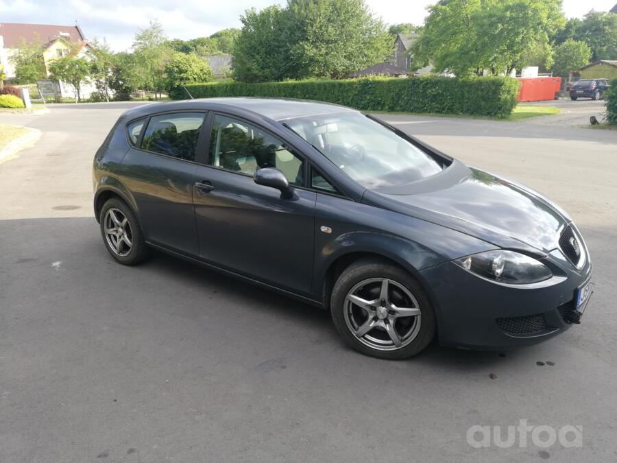 SEAT Leon 2 generation Hatchback 5-doors