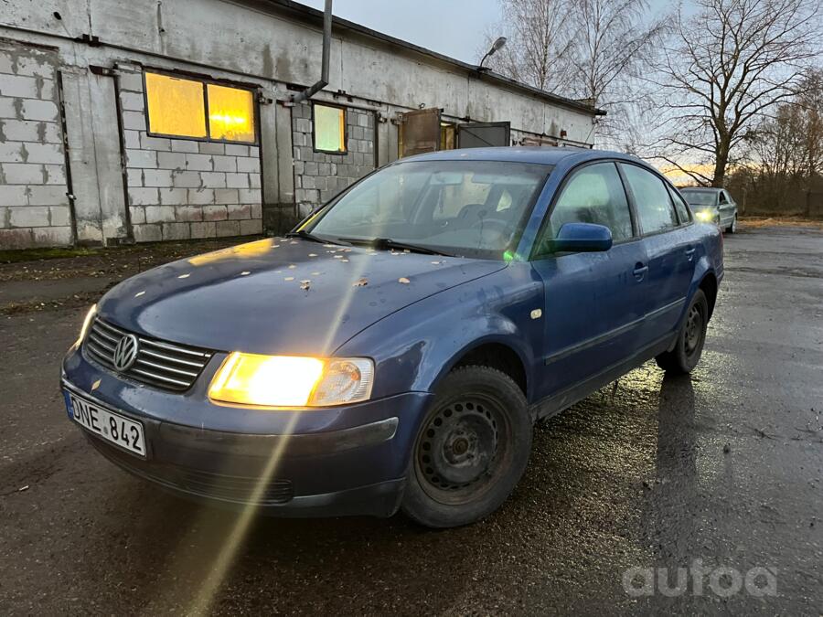 Volkswagen Passat B5 Sedan 4-doors