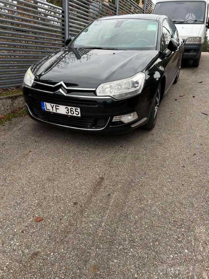 Citroen C5 2 generation Sedan