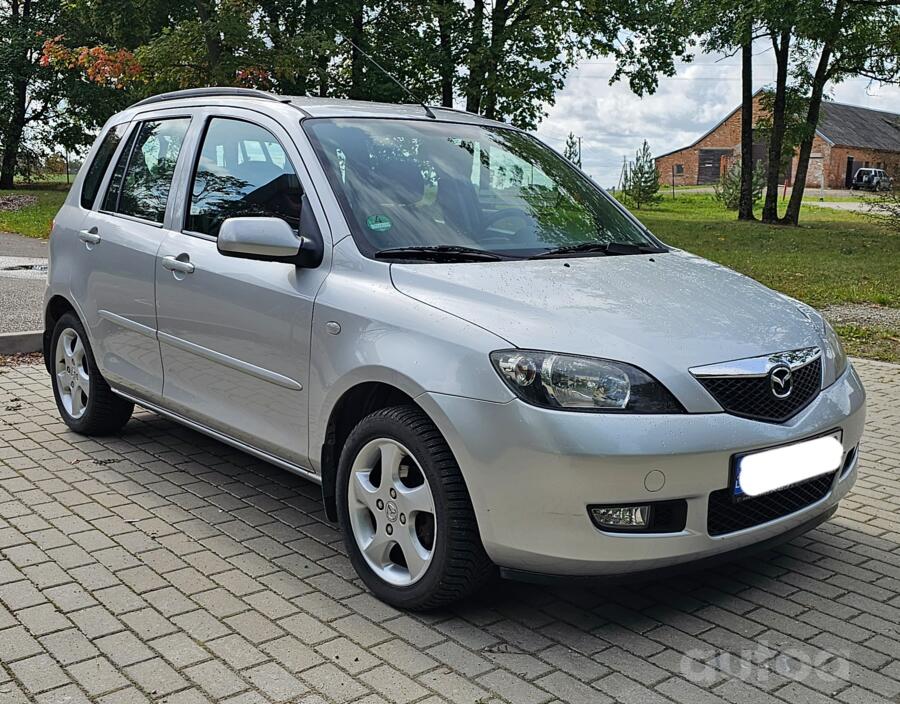 Mazda 2 DY Hatchback