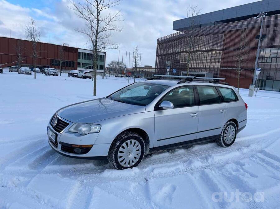 Volkswagen Passat B6 wagon 5-doors
