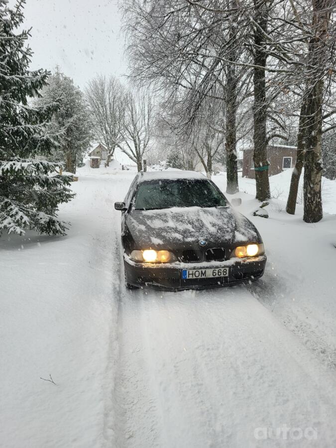 BMW 5 Series E39 Touring wagon