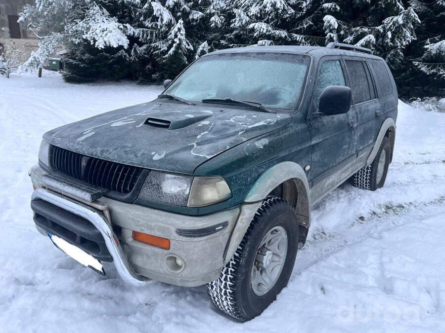 Mitsubishi Pajero Sport 1 generation SUV