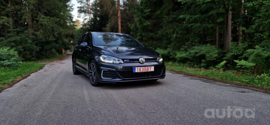 Volkswagen Golf 7 generation Hatchback 5-doors