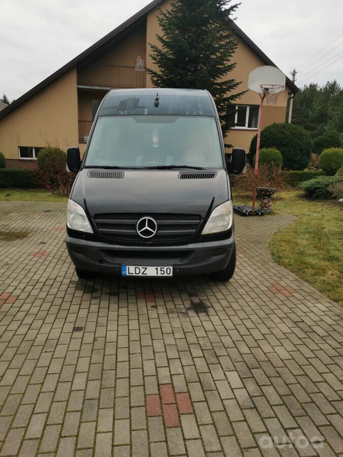 Mercedes-Benz Sprinter Second generation