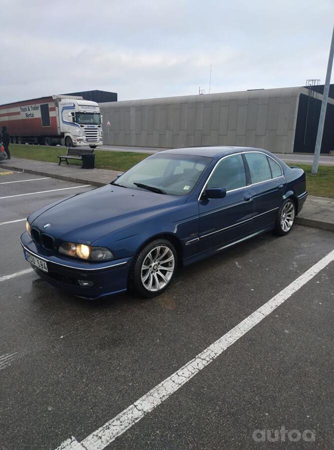 BMW 5 Series E39 Sedan 4-doors