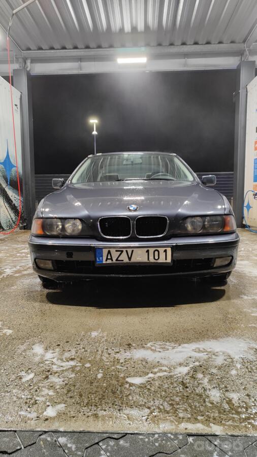 BMW 5 Series E39 Sedan 4-doors