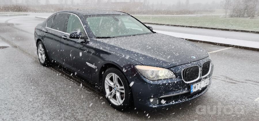 BMW 7 Series F01/F02 Sedan